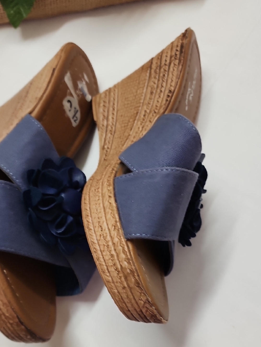 Madeline Stuart Navy Floral Slide Mules - Picture 3 of 6